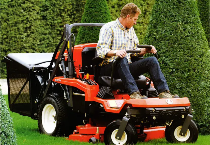 Kubota GZD21 HD