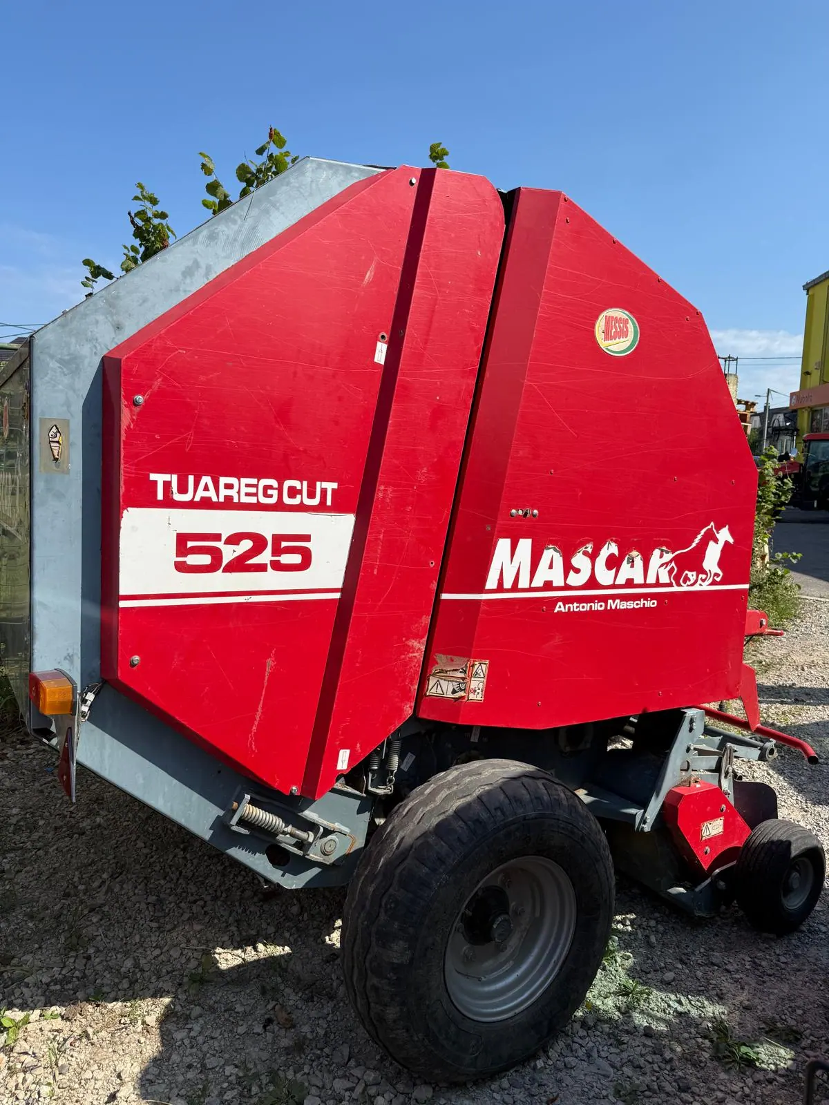 Preša balirka Mascar Tuareg 525, pogled sa strane